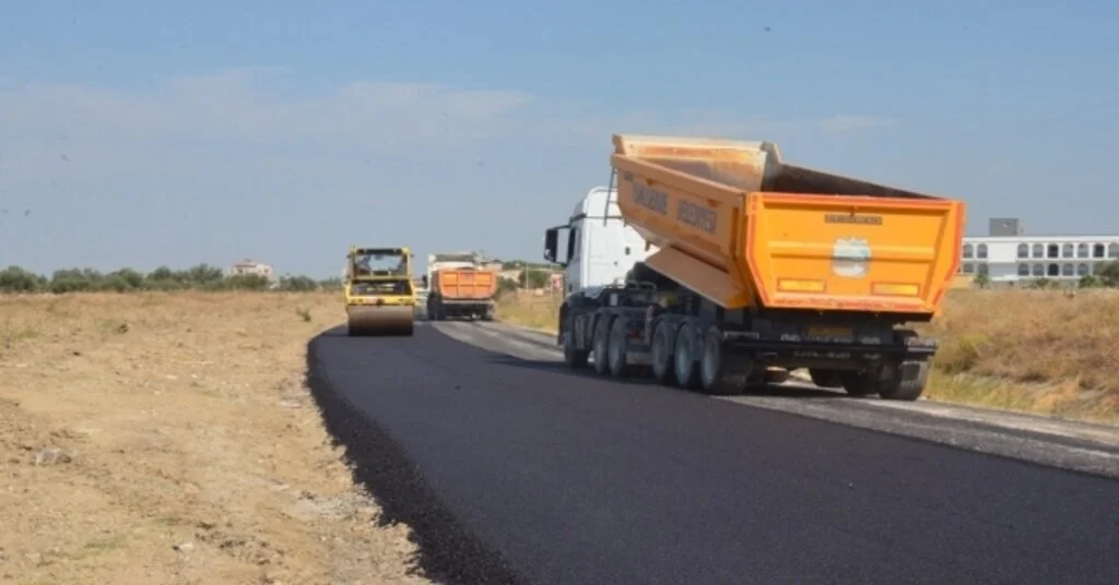 Yunusemre Belediyesinden Muradiye Mahallesine Asfalt Çalışması
