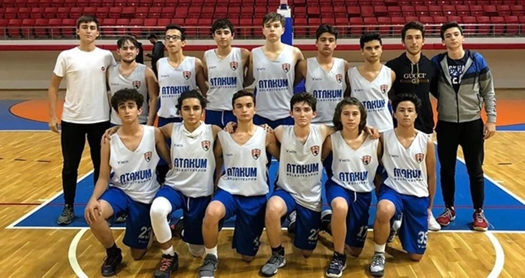 15 Sayı Geriden Geldi 15 Sayı Fark Attı