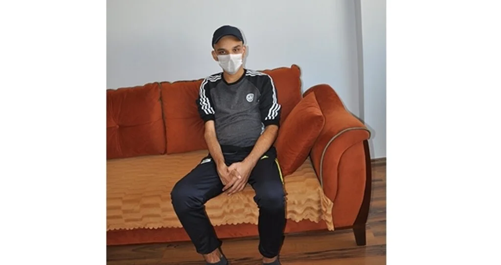 16 yaşında testis  kanserine yakalandı