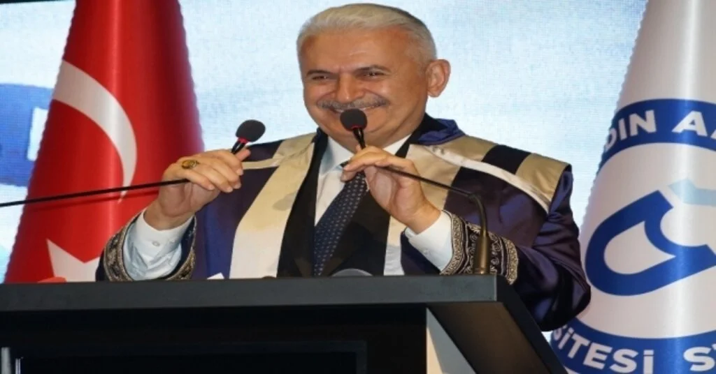 Adüde İlk Dersi Binali Yıldırım Verdi