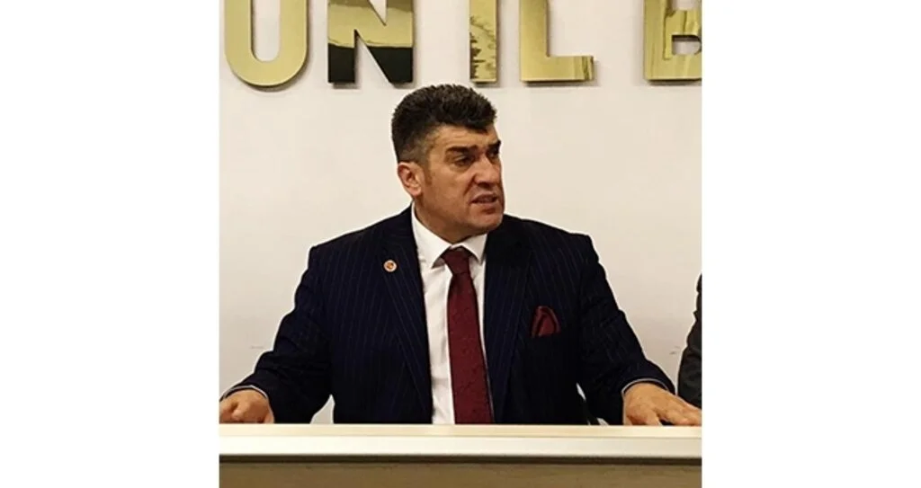 Armutçu: ABD önce kendi tarihine baksın!
