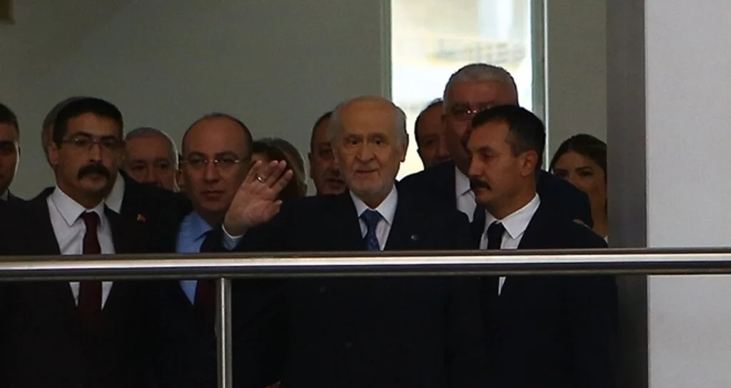 Bahçeli, MHP'de mesaisine başladı
