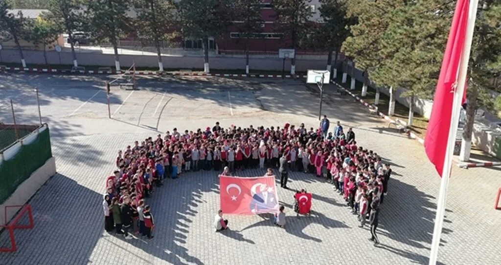 ‘Barış Pınarı'na  anlamlı destek