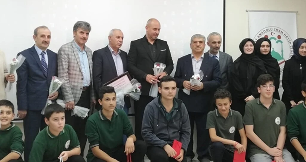 Başarılı öğrencilere ödül