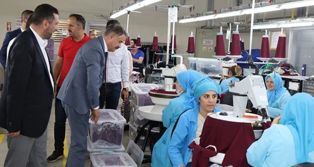 Başkan Deveci'den sürpriz ziyaret 