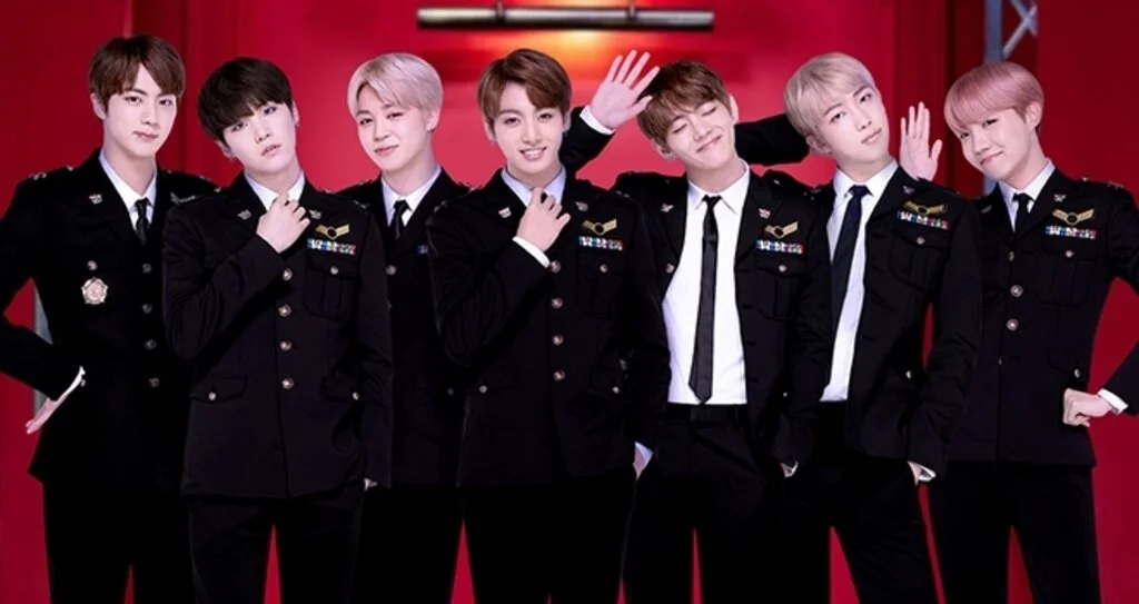 BTS WORLD’e yeni bir hikaye ve kart seti geliyor