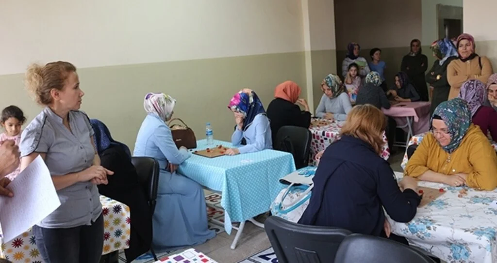 Bu kez anneler yarıştı,  çocukları destek oldu