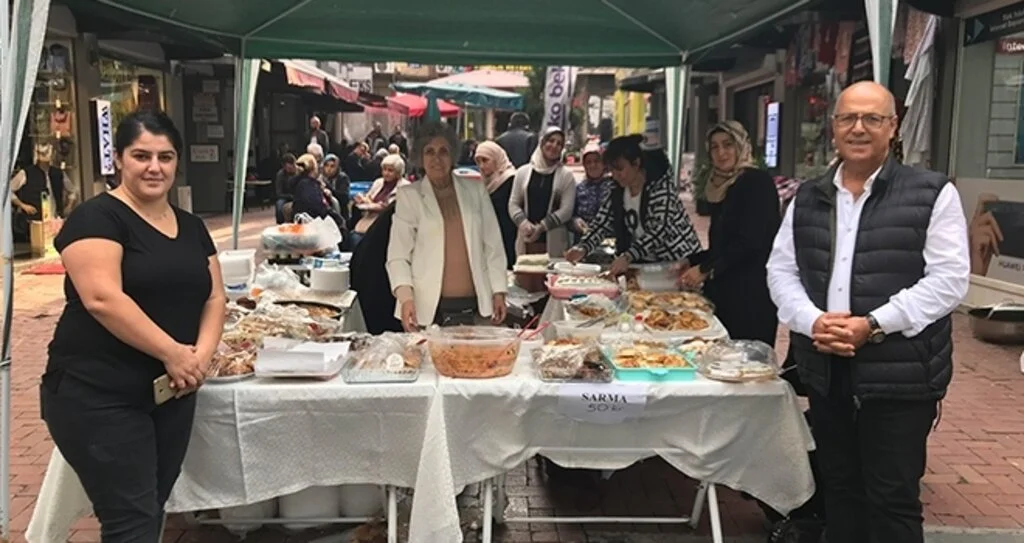 Engelli çocuklar yararına kermes