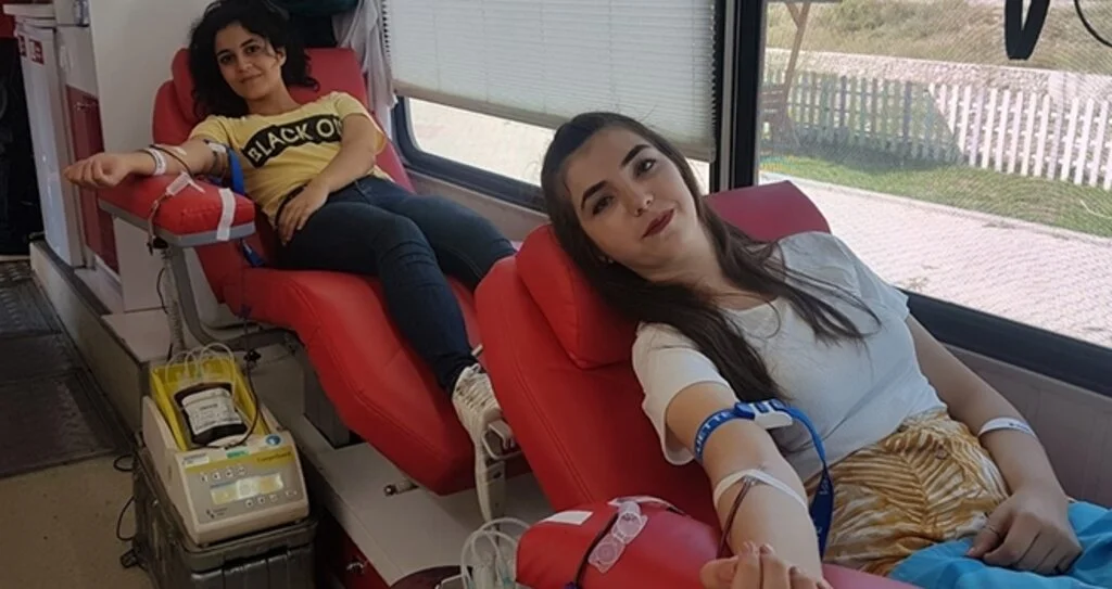 Gençlerden örnek davranış
