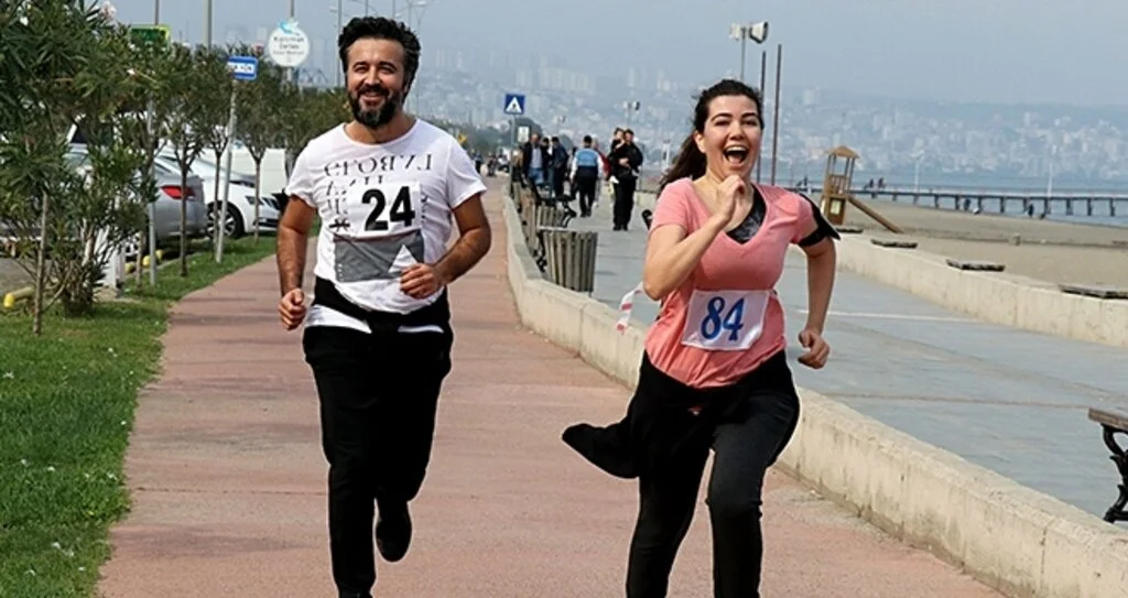 Gönüllüler otizm için koştu