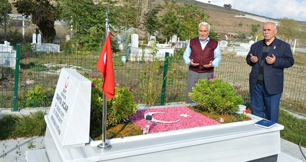 Havza'da şehit mezarlarına çevre düzenlemesi