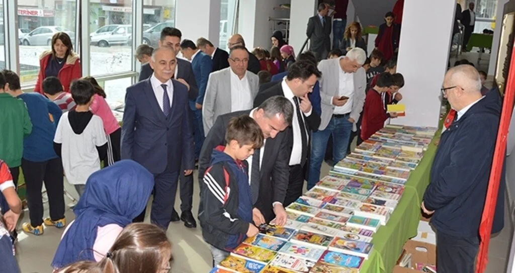 Havzalı çocuklar kitaplarla buluştu