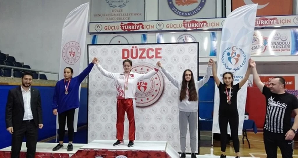İlkadım Kick Boks Adını Zirveye Taşıdı