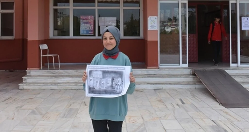 Liseli karikatürcüden dünya başarısı