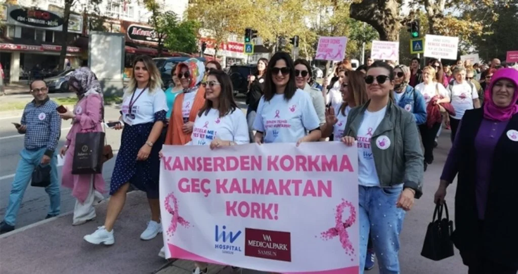 Liv'den kansere farkındalık yürüyüşü 