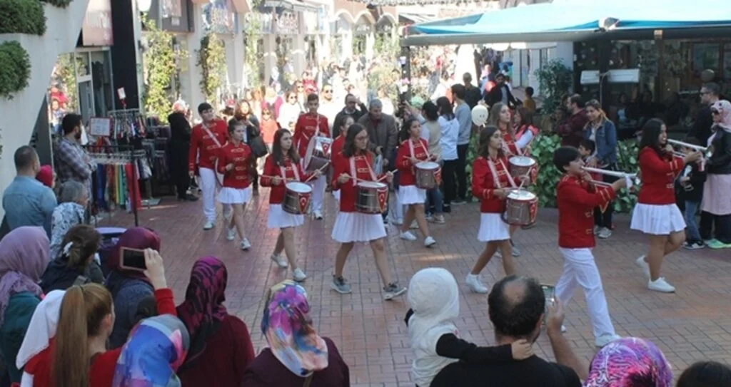 Lovelet Outlet 29 Ekim'e hazır