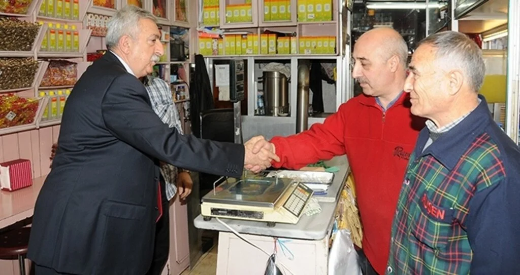 Palandöken: Erken Emeklilikte Esnafın da Yıpranması Olmalı