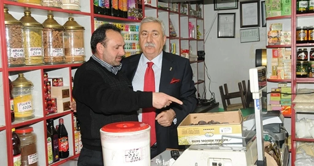 Palandöken: Plastik Kart Esnafın Kazanç Ortağı