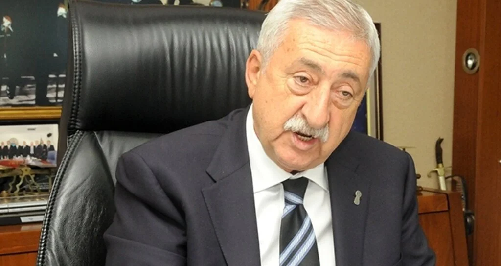 Palandöken: Yüksek Havale ve EFT Ücretleri Düşürülmeli