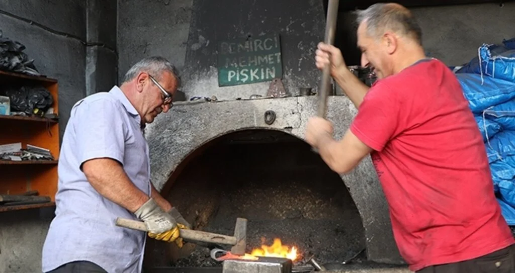 Samsun'un son demir ustaları