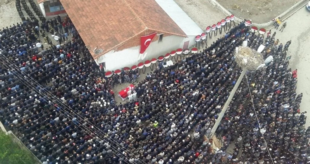 Şehit Fındık'ı  binler uğurladı