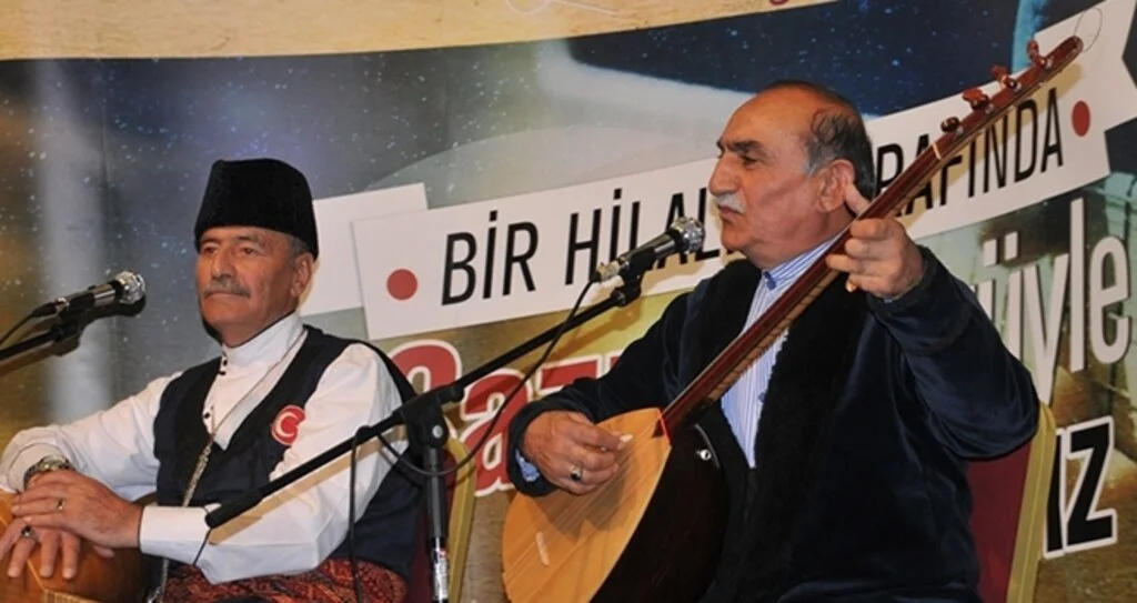 Âşıklar gönülleri titretti