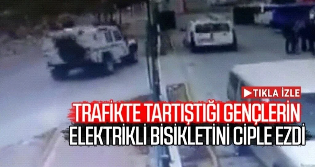 Trafikte tartıştığı gençlerin elektrikli bisikletini ciple ezdi