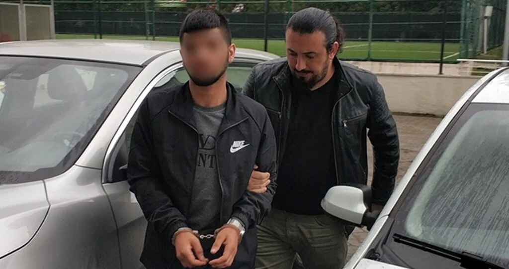 Tüfekle 2 kişiyi yaralayan zanlı yakalandı