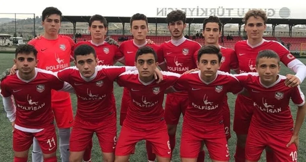 U17'nin namağlup şampiyonları