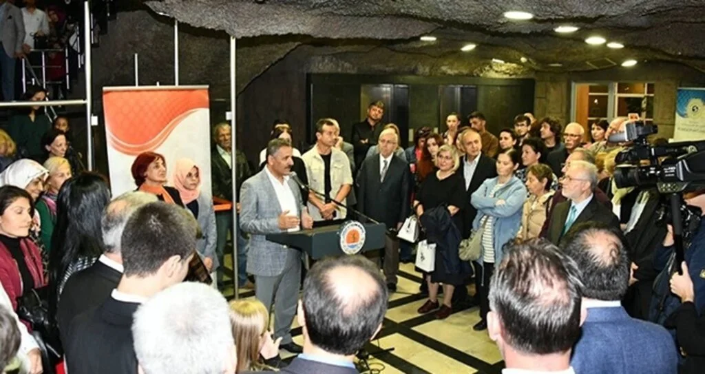 Vali Kaymak: Herkes sanatla uğraşmalı