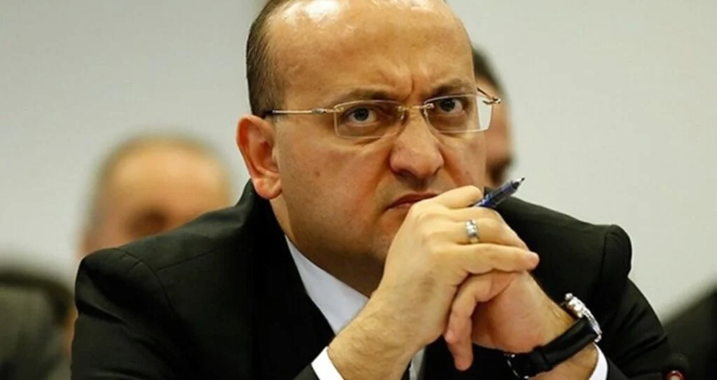 Yalçın Akdoğan'a önemli görev