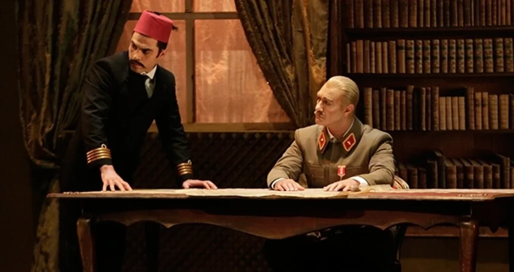 'Yeniden Doğuş' büyüledi