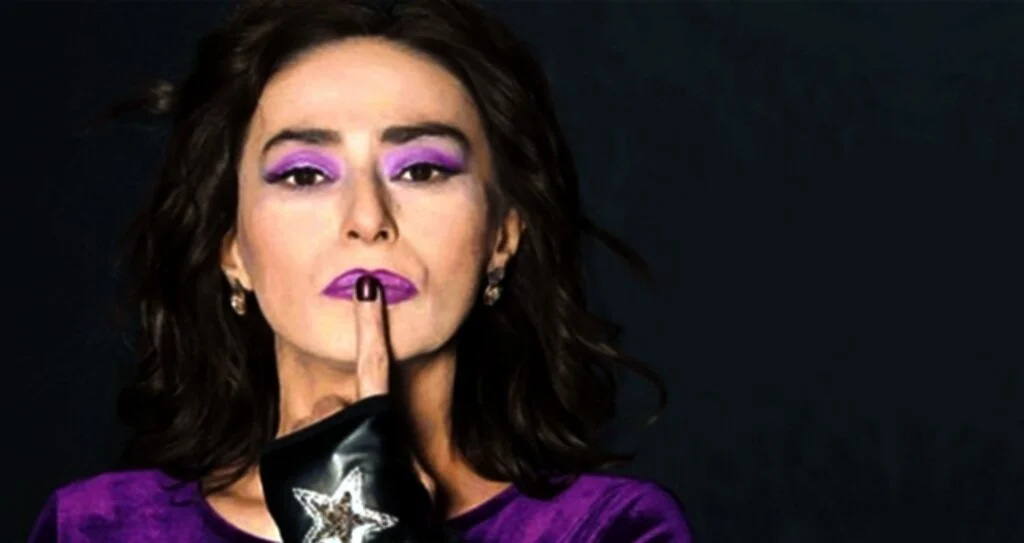 Yıldız Tilbe Kimdir – Kaç Yaşındadır – Albümleri ve Şarkıları