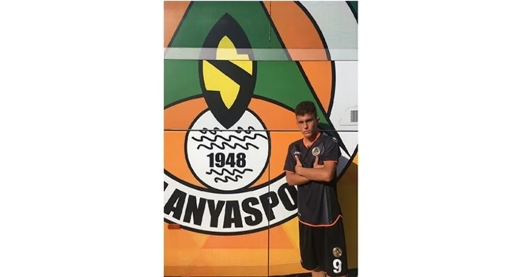 Yolspor'lu Kerem Aytemiz Alanyaspor'da