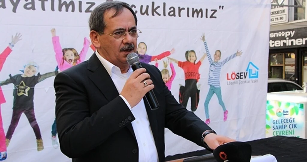 Başkan Demir: Ümit ediyoruz gelecekte kanserde tedavi sağlanacak