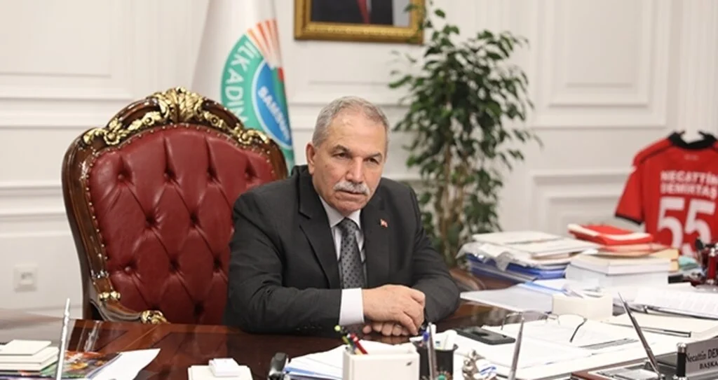 Başkan Demirtaş: Belediye Kütüphanemiz Gençlerimizin Hizmetinde