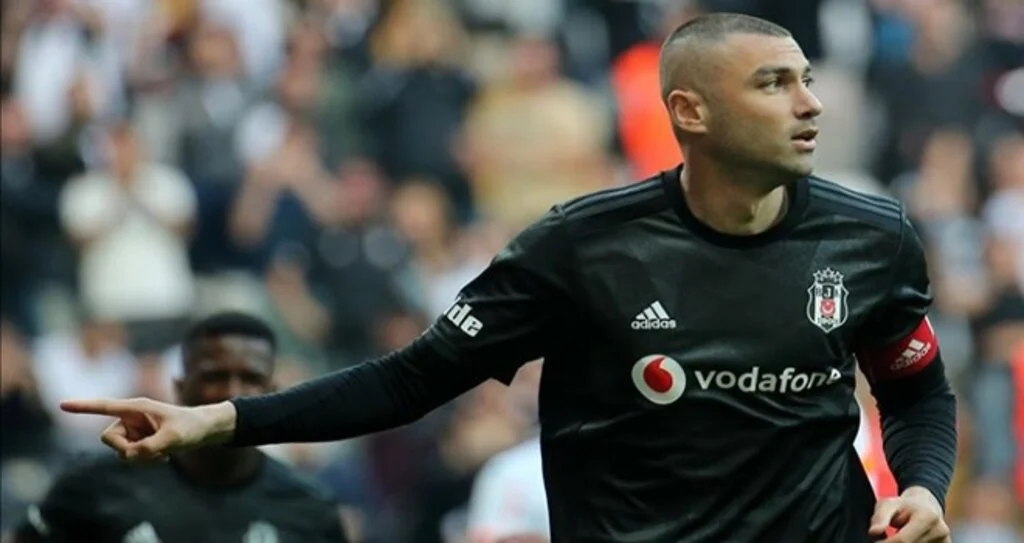Beşiktaş Liderliğe Burak Yılmaz’ın Golü İle Tutundu