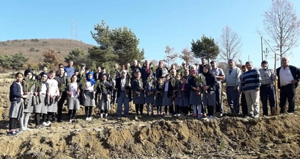 Çakıralan’da 555 fidan toprakla buluştu