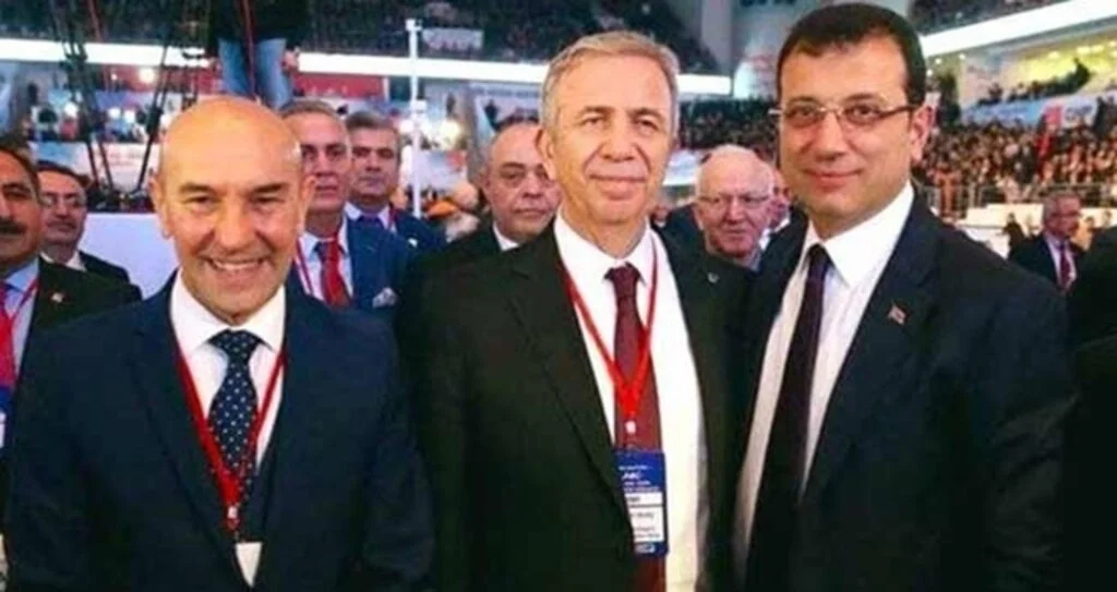 Ekrem cepten yiyor, Mansur iyi gidiyor, Tunç halka dokunuyor