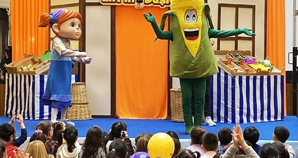 Elif’in Düşleri Piazza’nın minikleriyle buluştu