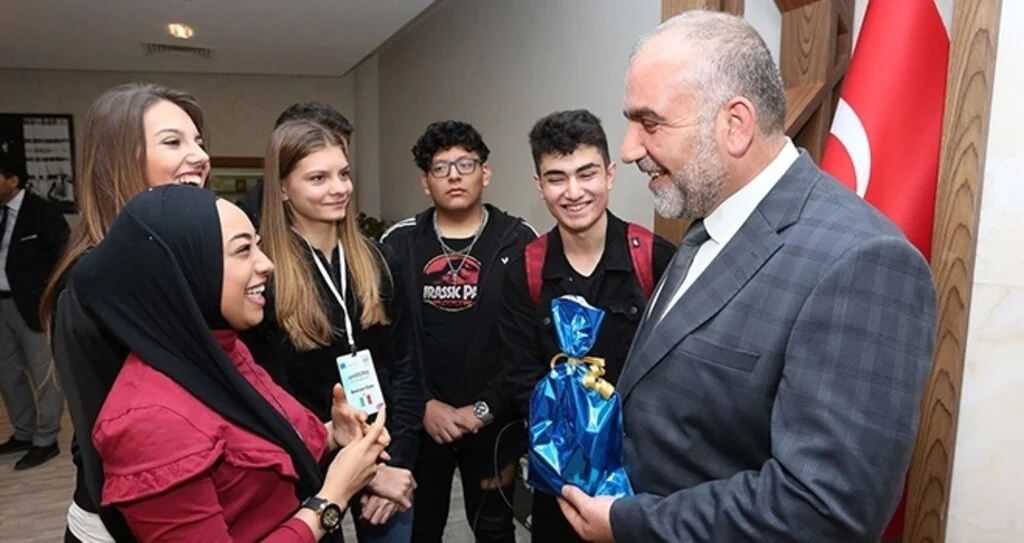Erasmus Öğrencilerinden Başkan Sandıkçı'ya Ziyaret