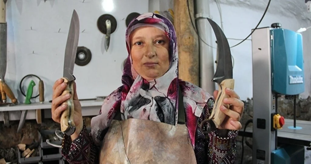 Eşine yardım için başladı, usta oldu