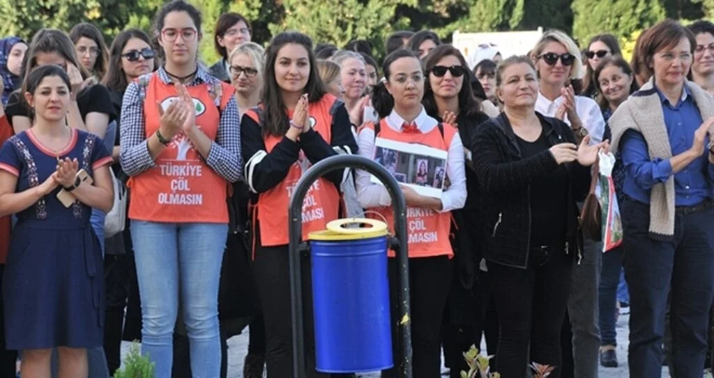 Her Çınar Fidanı; Kadınları Yaşatsın Diye