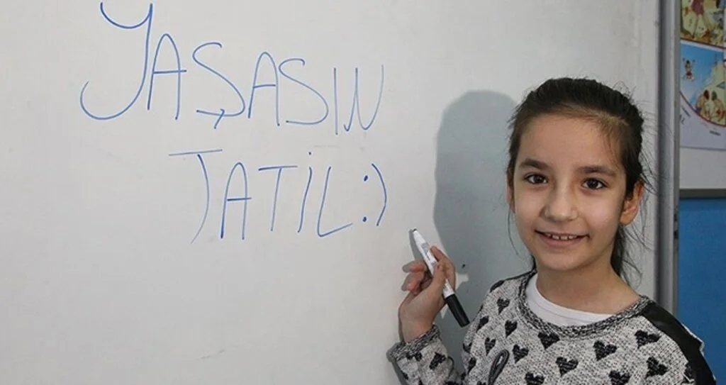 Karnesiz  tatil başlıyor
