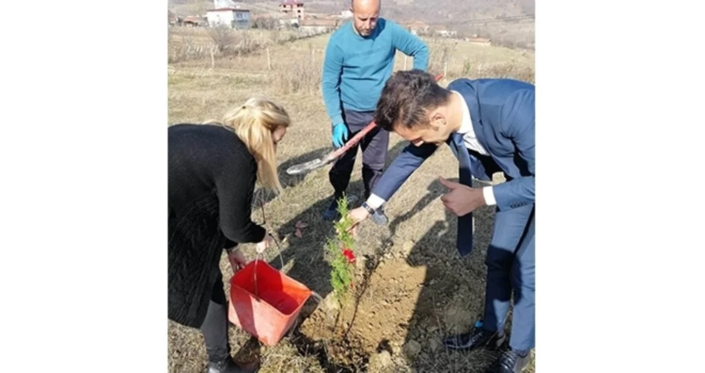 Kavak'ta her eğitim kurumuna bir fidan
