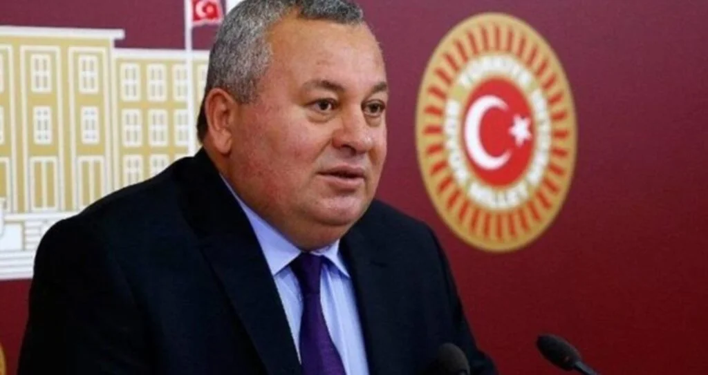 Meclis Kürsüsünden Bülent Arınç'a Tepki
