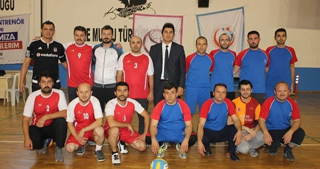 Öğretmenler Turnuvada Buluştu