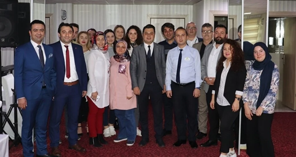 Otel çalışanlarına saati 1 liradan kurs