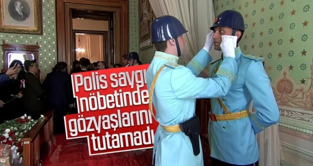 Polis saygı nöbetinde gözyaşlarını tutamadı
