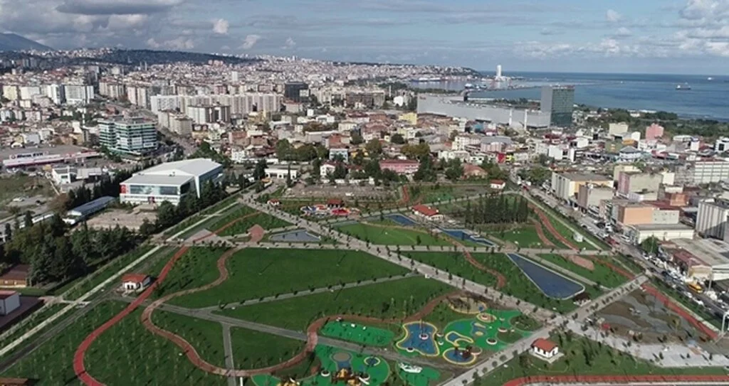 Samsun Millet  Bahçesi'nde Son Rötuşlar